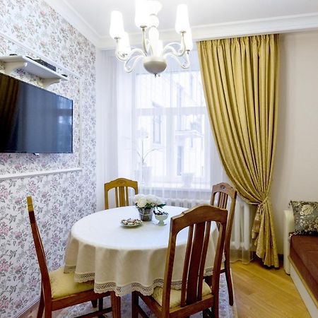 Dzirnavu 92, Free Private Parking Apartment Riga Exterior photo