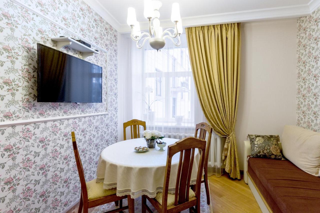 Dzirnavu 92, Free Private Parking Apartment Riga Exterior photo